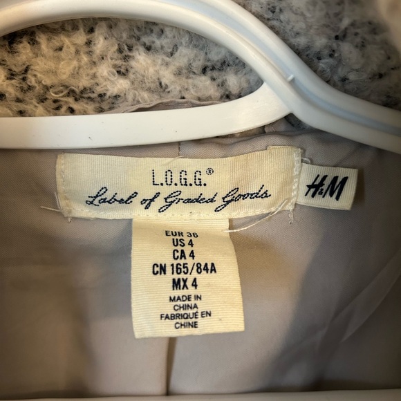 Trench coat - Picture 3 of 3